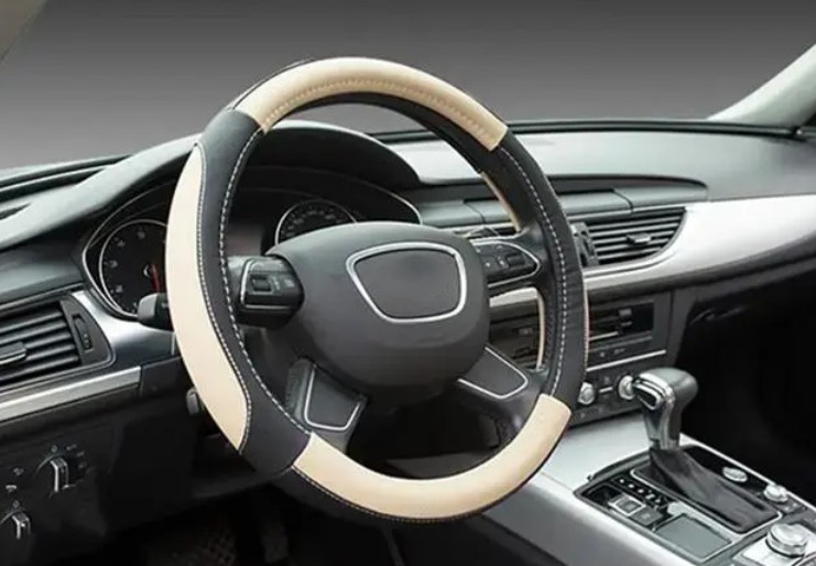 某某品牌汽车方向盘缝制